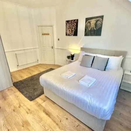 Roof Terrace Two Bedroom Apartment - Walk To Beach Bournemouth Exterior photo